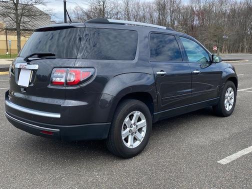 2016 GMC Acadia SLE-2